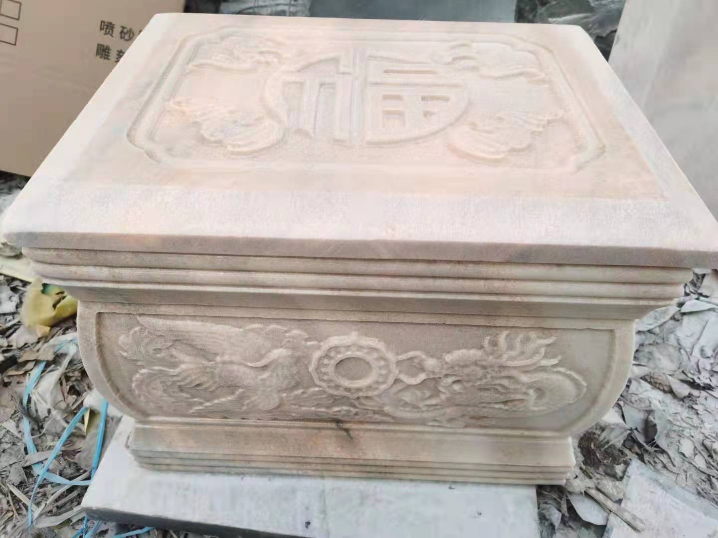 石雕骨灰盒